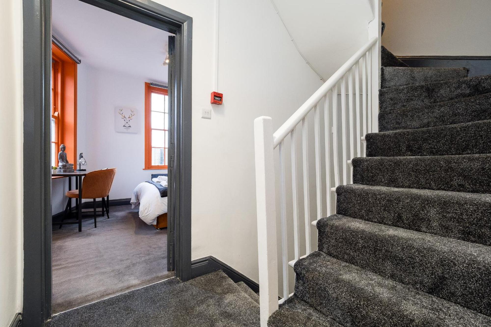 Spacious 6 Ensuite Bedroom House In Central Лондон Екстер'єр фото