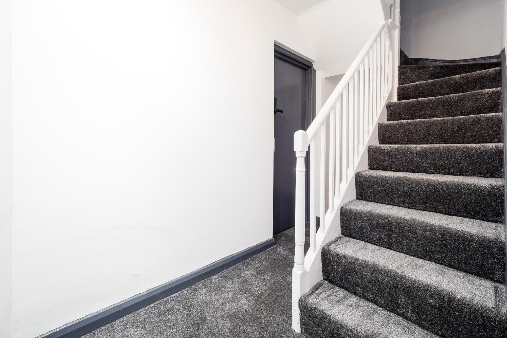 Spacious 6 Ensuite Bedroom House In Central Лондон Екстер'єр фото