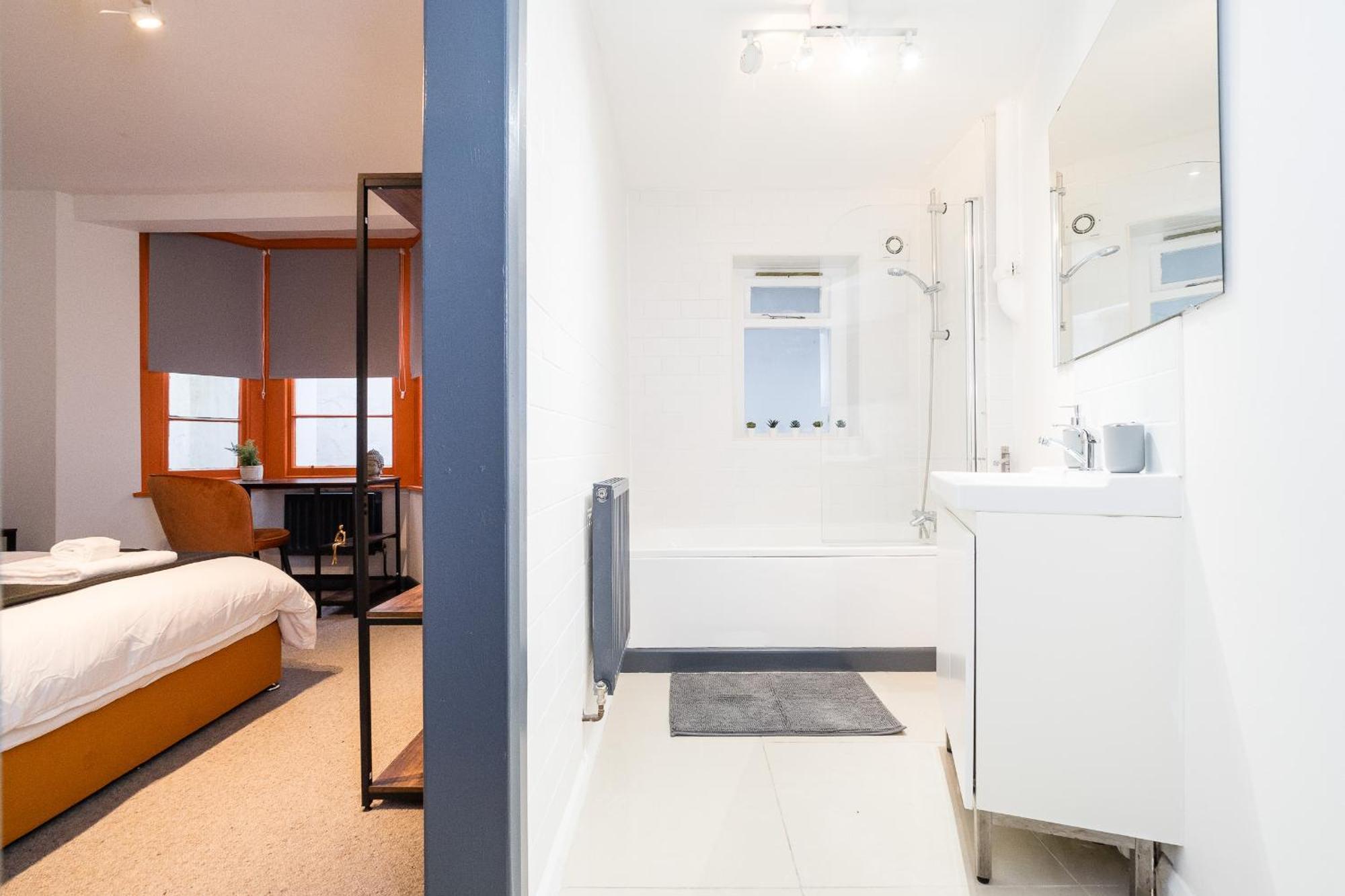 Spacious 6 Ensuite Bedroom House In Central Лондон Екстер'єр фото