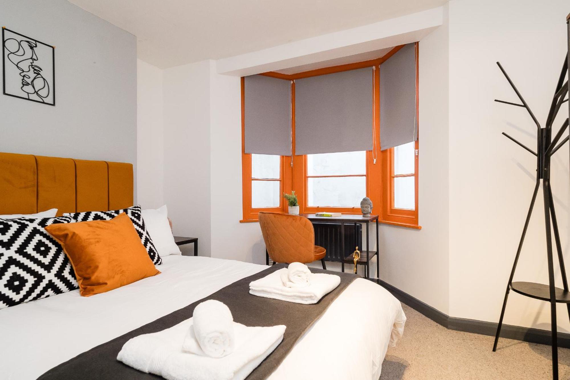 Spacious 6 Ensuite Bedroom House In Central Лондон Екстер'єр фото